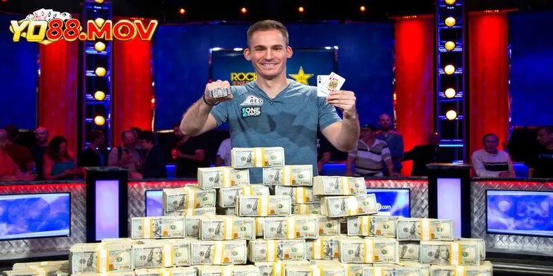 Justin Bonomo là cao thủ Poker số 1 thế giới